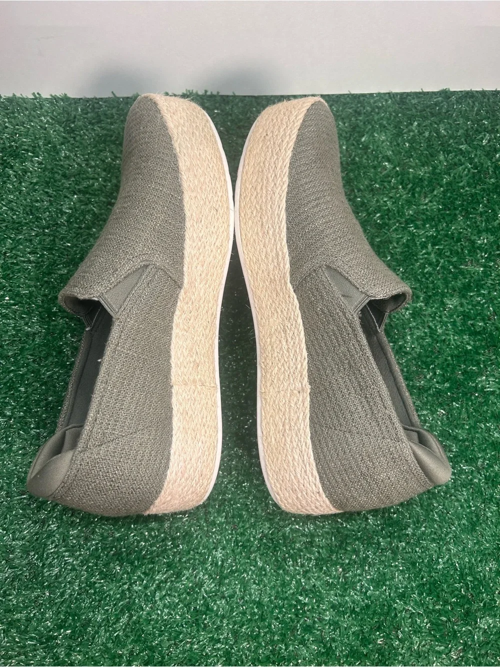 Skechers insole elastic